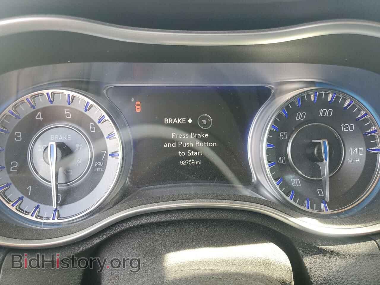 2016 CHRYSLER 300 - VIN: 2C3CCAEG6GH243581 - Фото 9