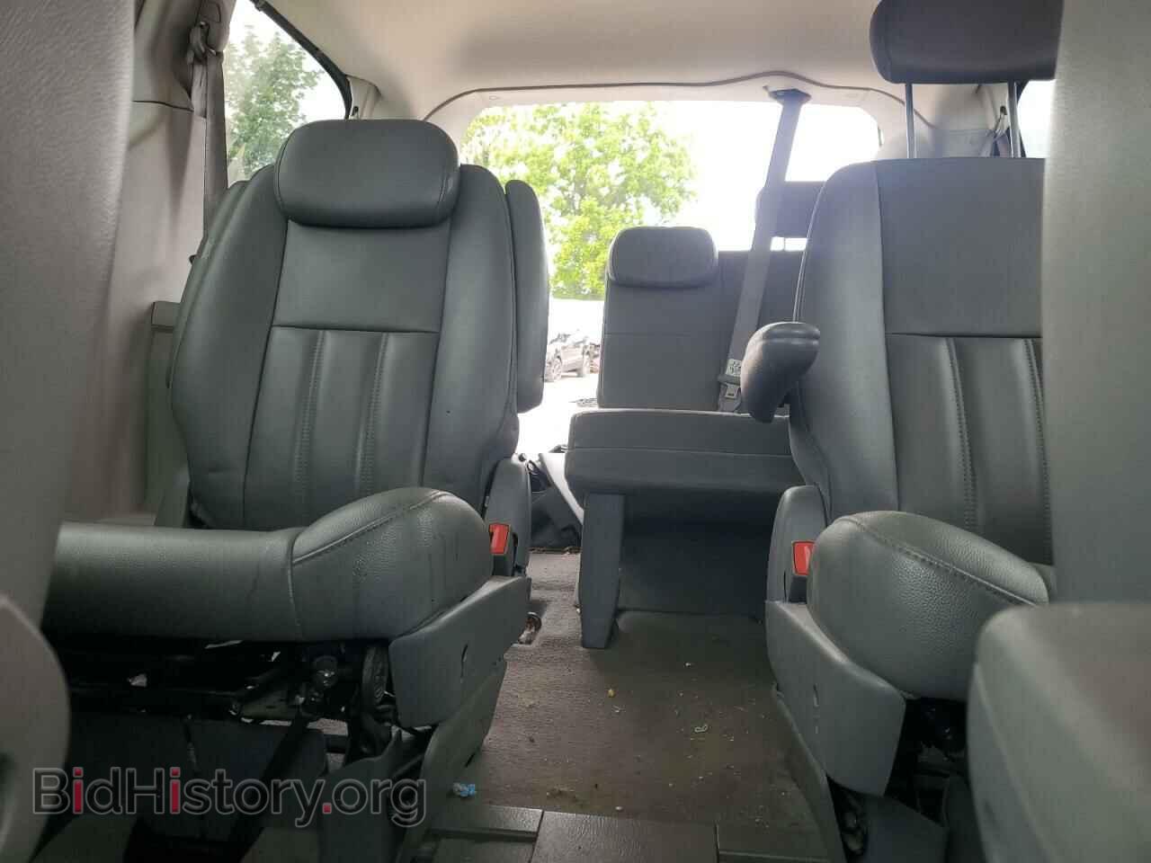 2009 CHRYSLER MINIVAN - VIN: 2A8HR54159R589860 - Фото 10