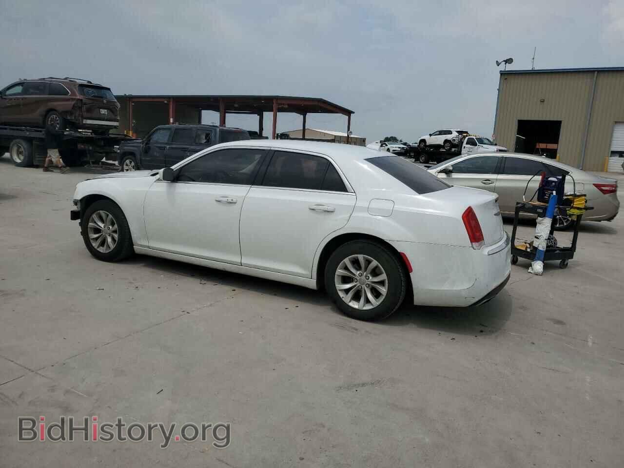 2015 CHRYSLER 300 - VIN: 2C3CCAAG8FH859206 - Фото 2