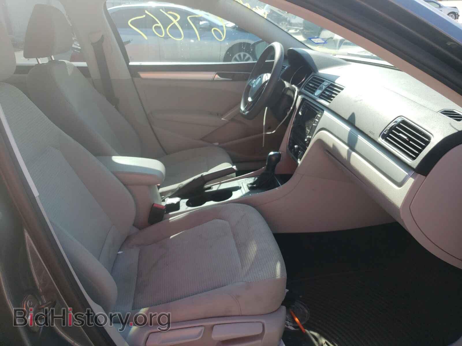 2017 VOLKSWAGEN PASSAT - VIN: 1VWAT7A36HC084992 - Фото 5