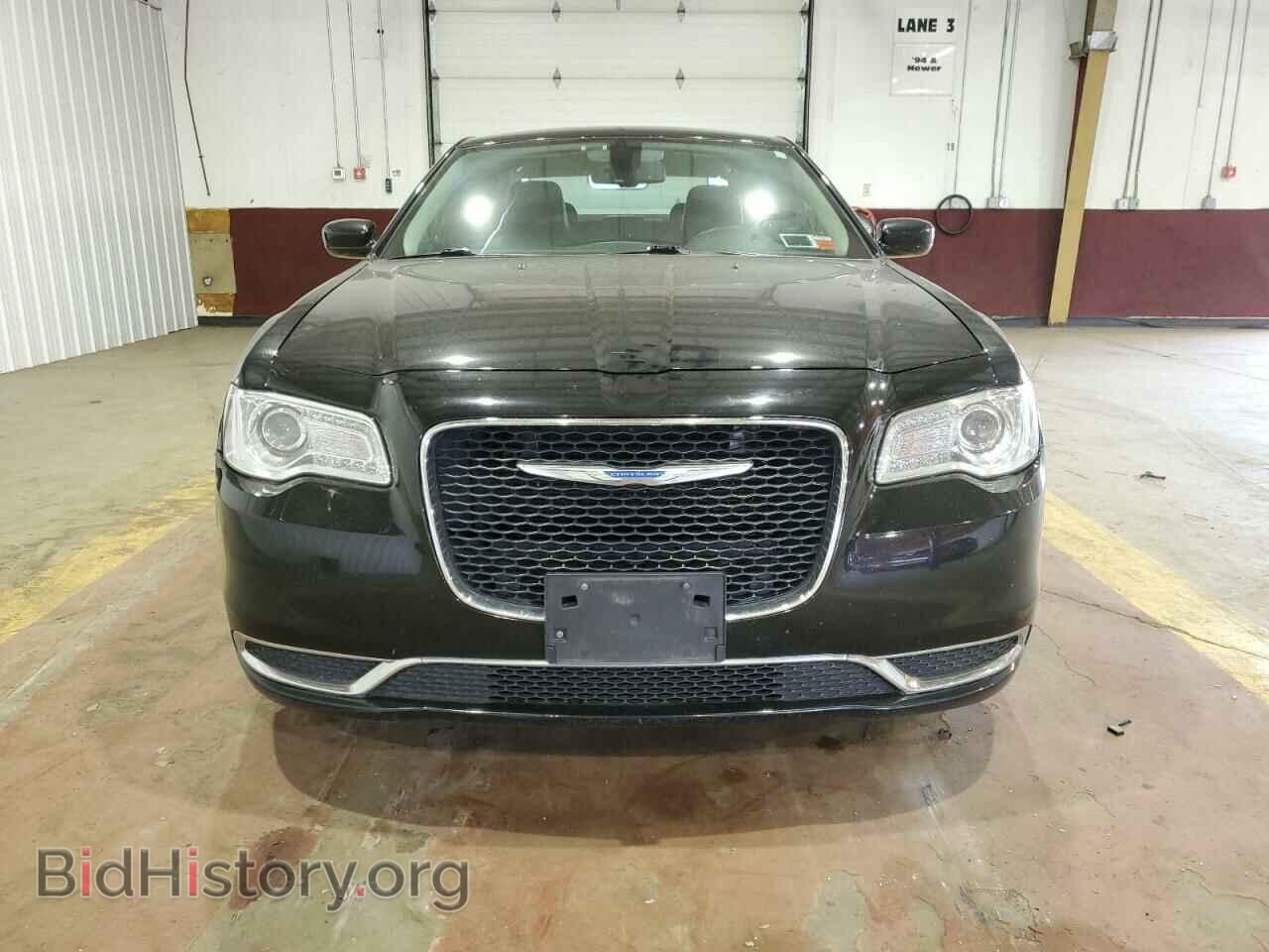 2017 CHRYSLER 300 - VIN: 2C3CCAAG0HH584465 - Фото 5