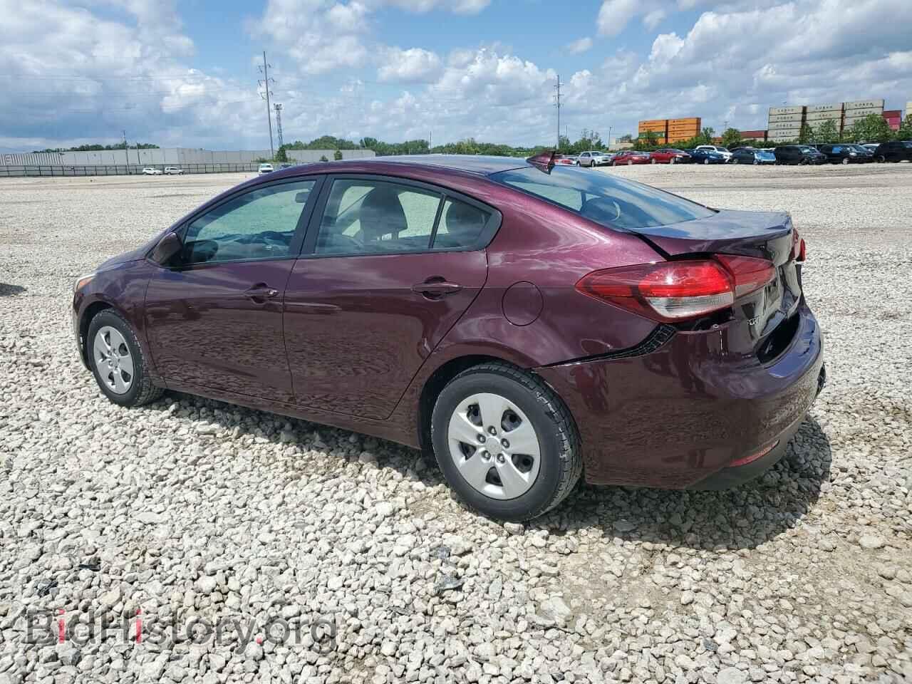 2017 KIA FORTE - VIN: 3KPFK4A76HE030548 - Фото 2
