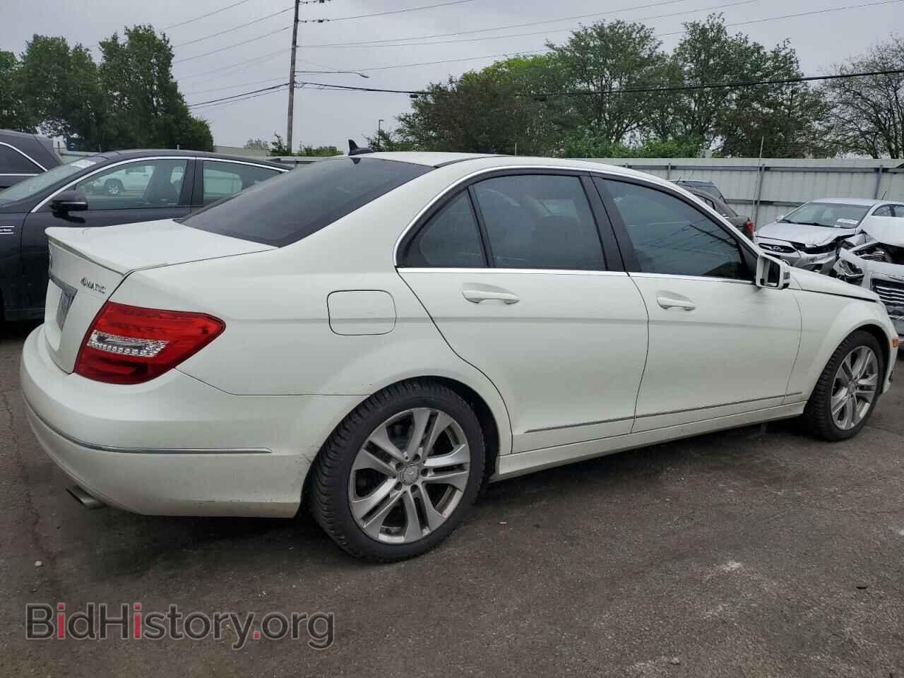 2012 MERCEDES-BENZ C-CLASS - VIN: WDDGF8BB0CA647755 - Фото 3