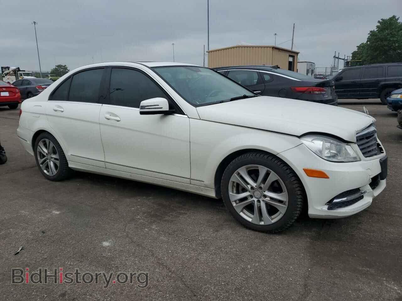 2012 MERCEDES-BENZ C-CLASS - VIN: WDDGF8BB0CA647755 - Фото 4