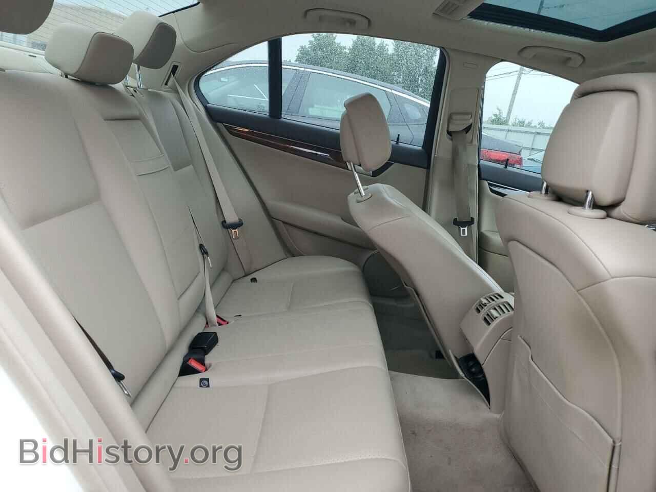 2012 MERCEDES-BENZ C-CLASS - VIN: WDDGF8BB0CA647755 - Фото 10