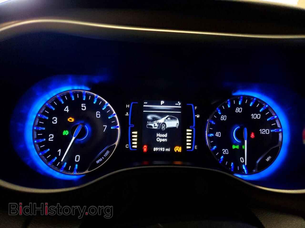 2018 CHRYSLER PACIFICA - VIN: 2C4RC1BG7JR257517 - Photo 9