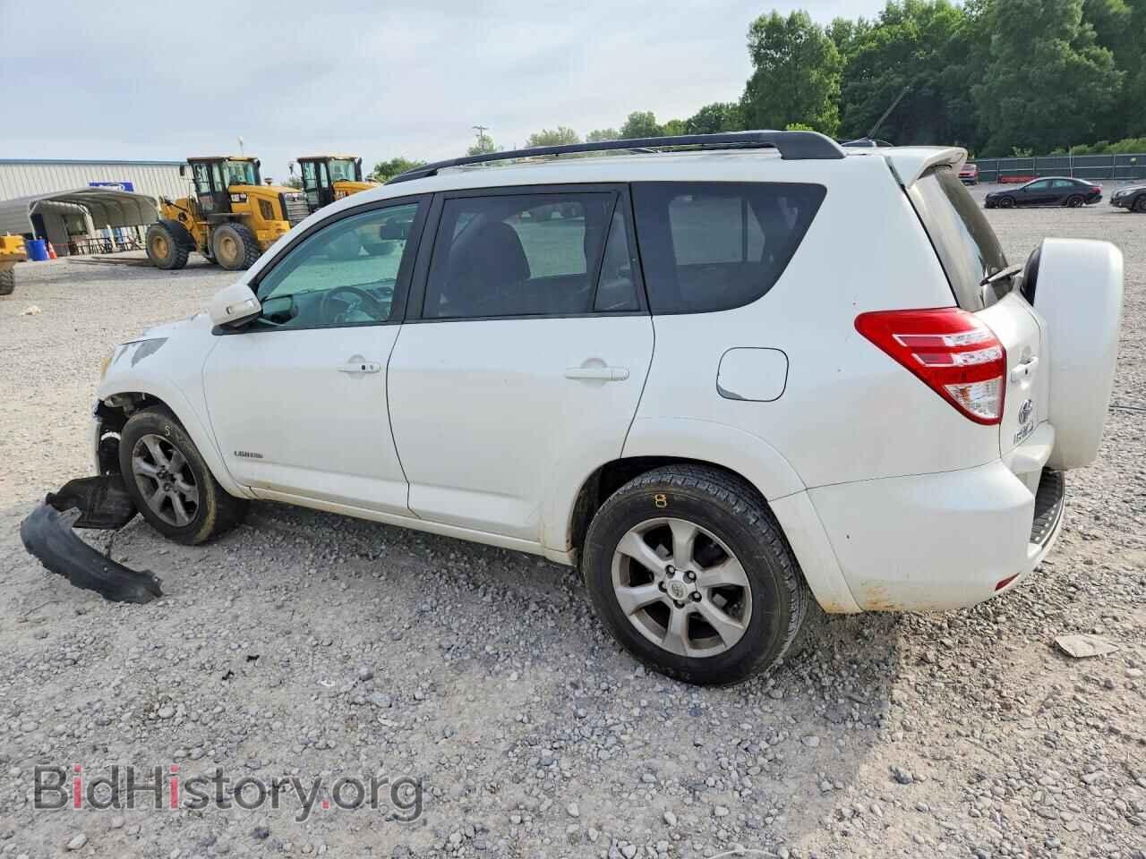 2011 TOYOTA RAV4 - VIN: 2T3YF4DV5BW082983 - Фото 2