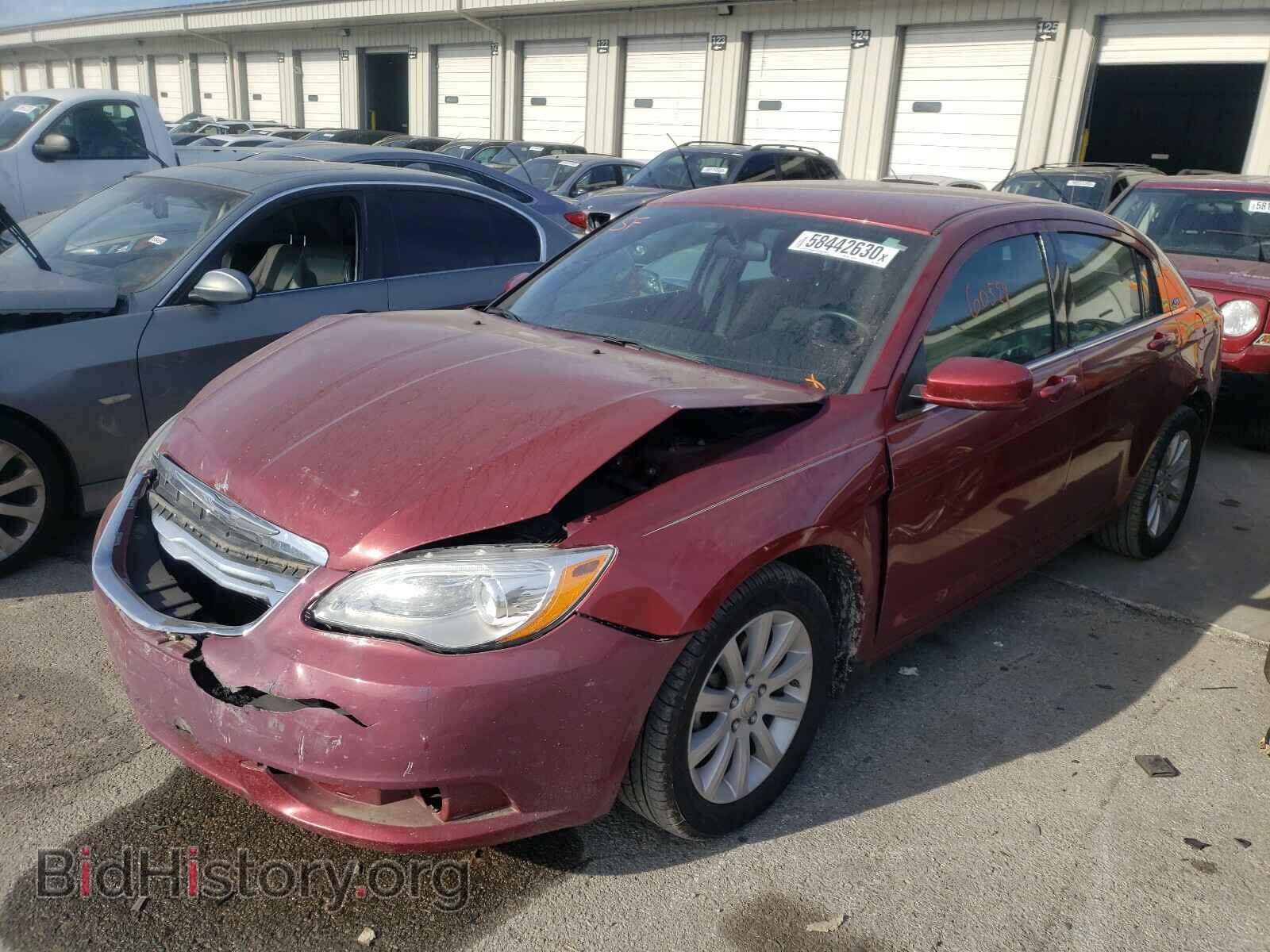 2014 CHRYSLER 200 - VIN: 1C3CCBBB2EN177047 - Фото 2