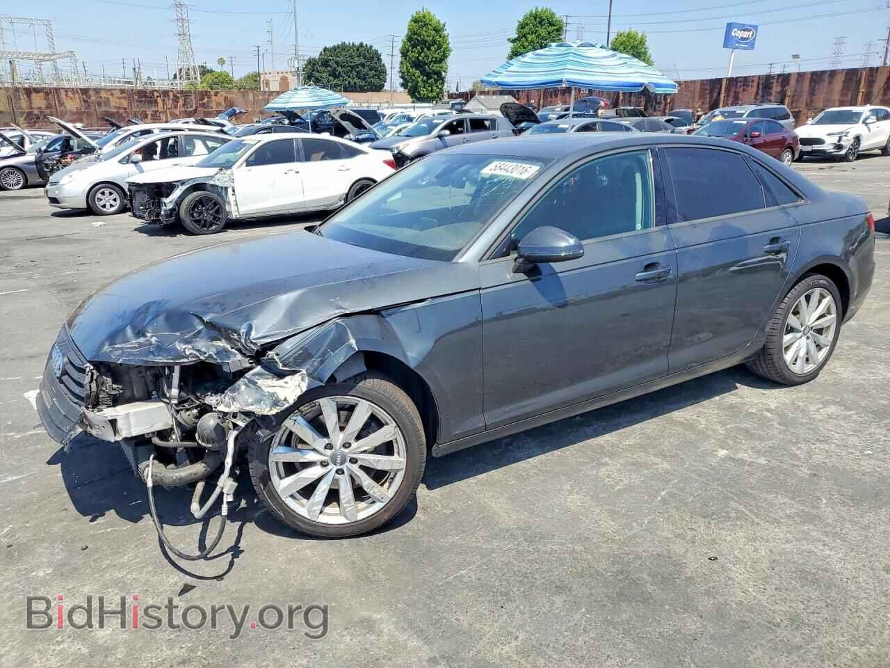 Photo WAUGMAF48HN044388 - AUDI A4 2017