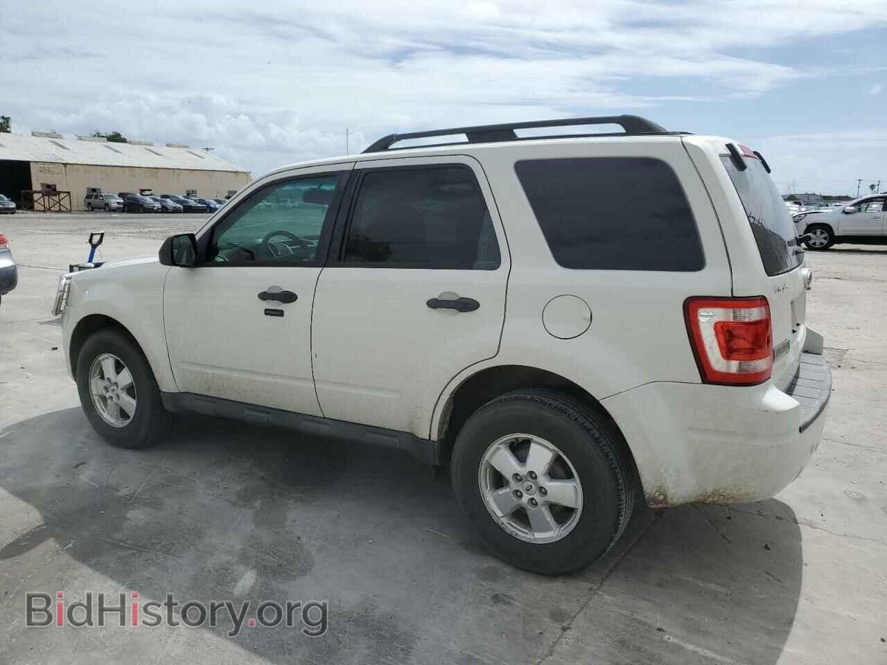 2012 FORD ESCAPE - VIN: 1FMCU0D74CKB90818 - Photo 2