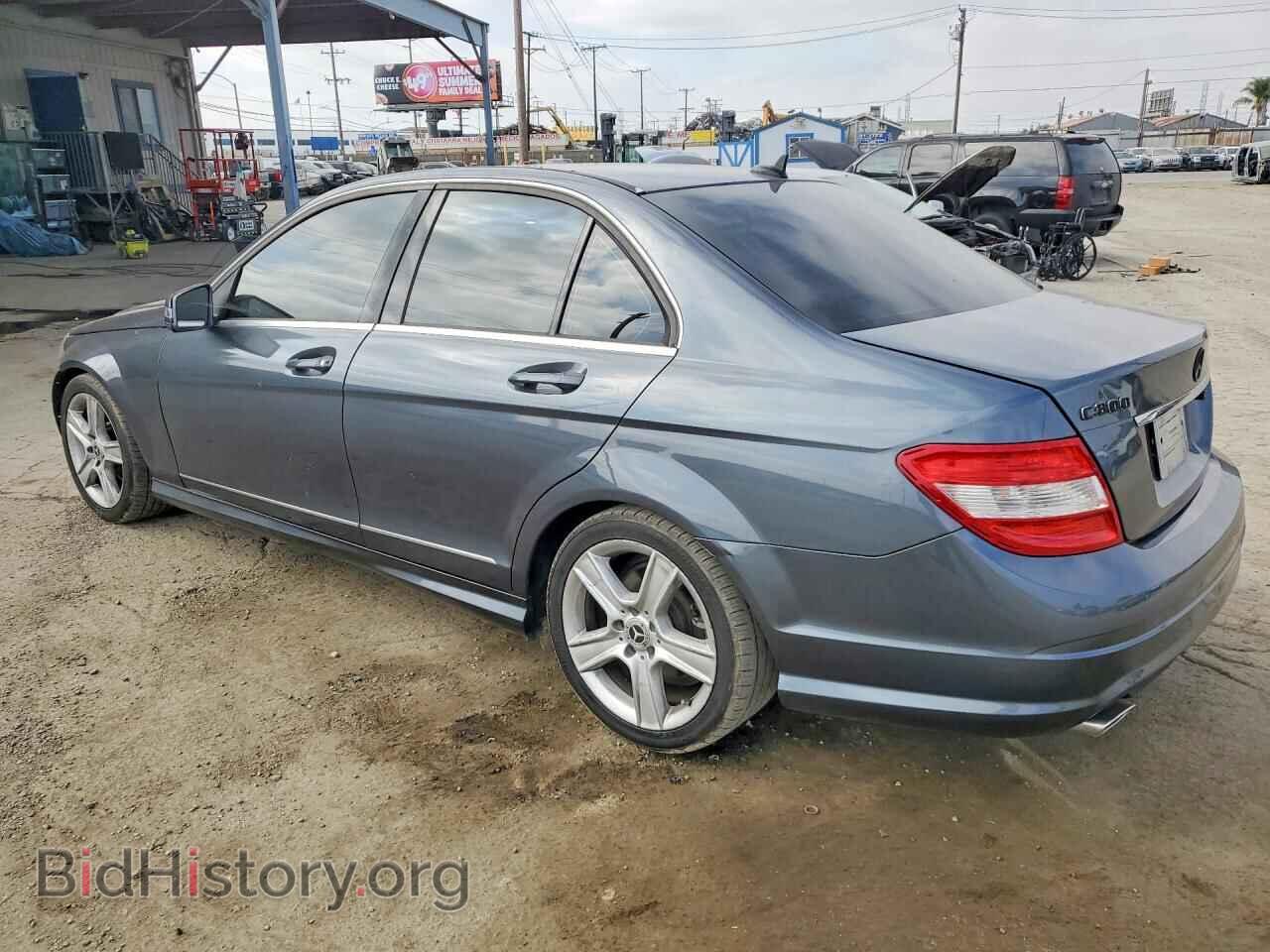 2011 MERCEDES-BENZ C-CLASS - VIN: WDDGF5EB7BA461378 - Фото 2
