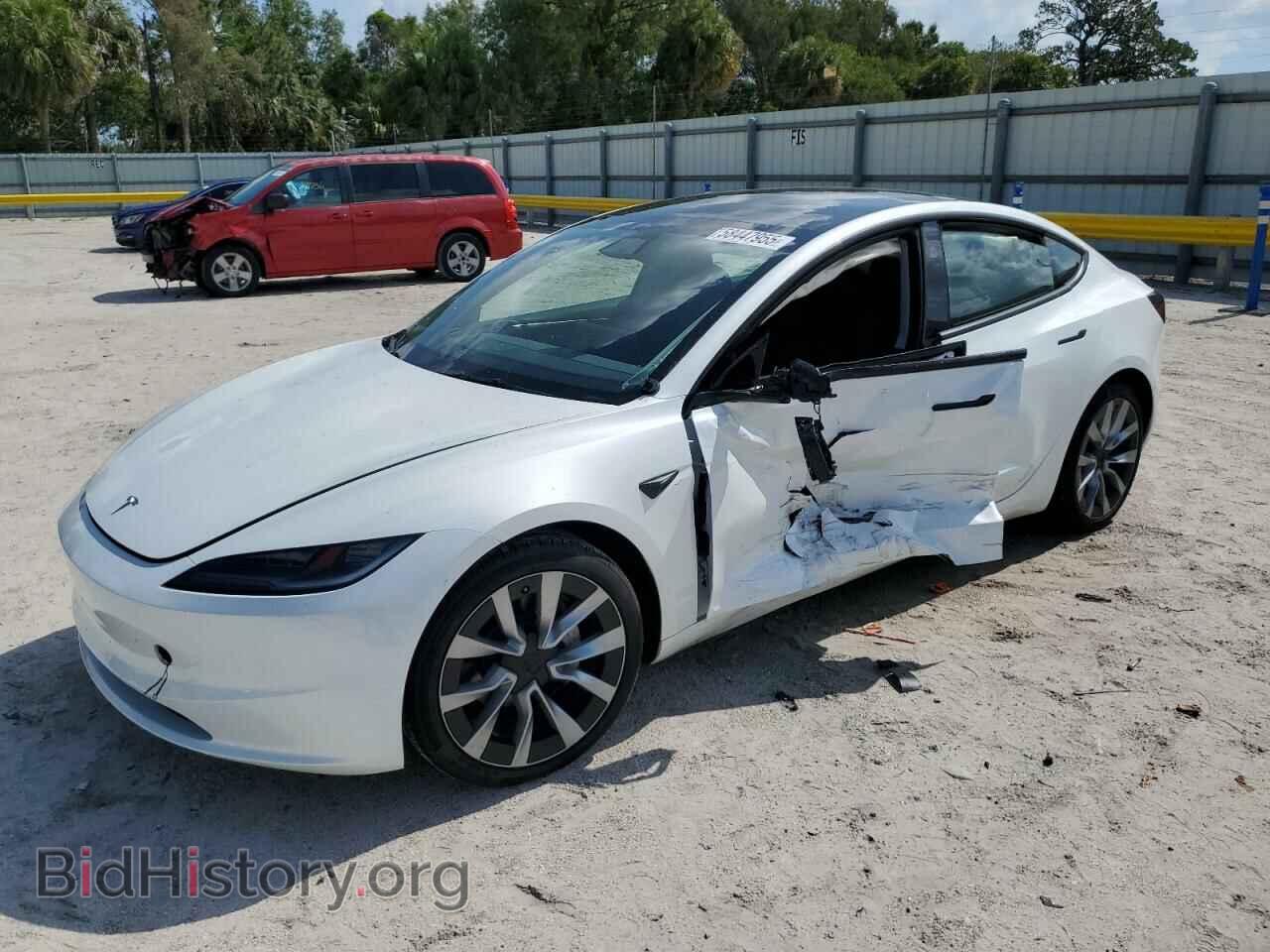 Фотография 5YJ3E1EA2RF748978 - TESLA MODEL 3 2024