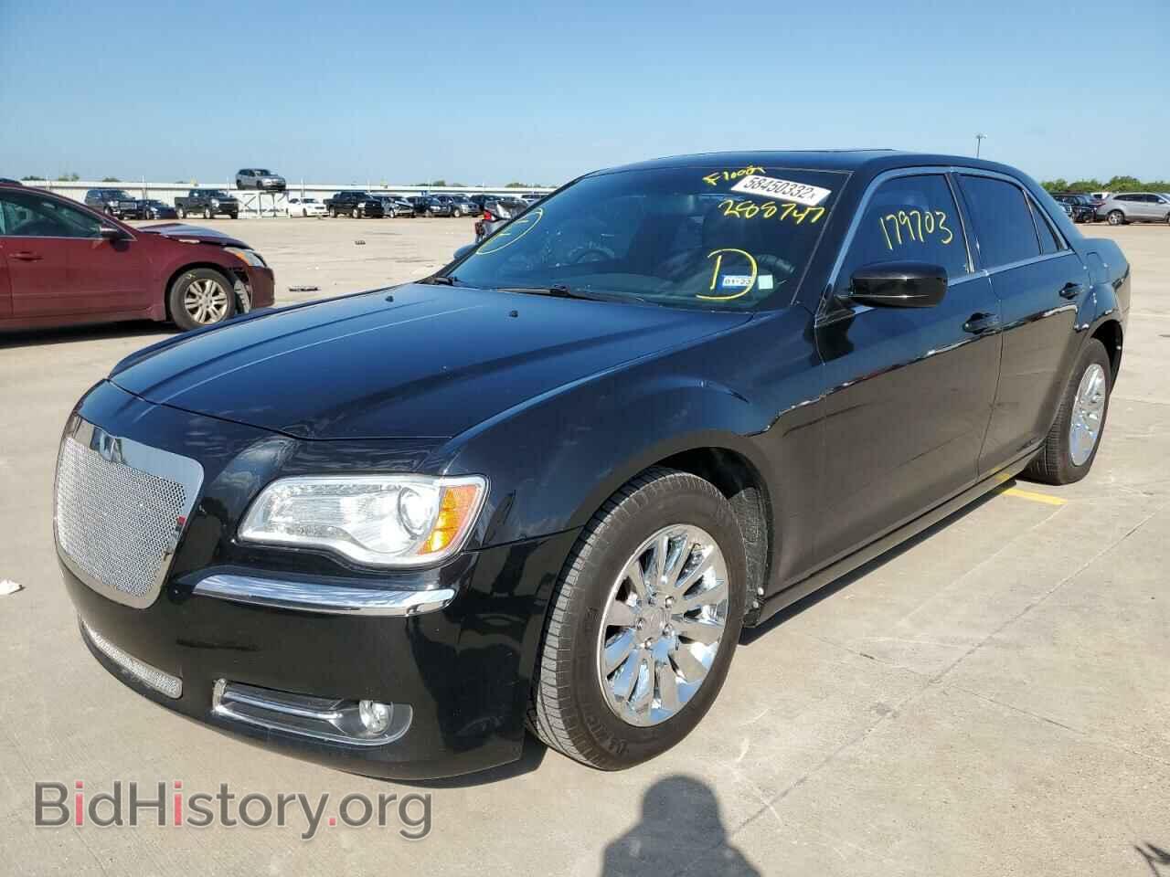 2014 CHRYSLER 300 - VIN: 2C3CCAAG4EH288747 - Фото 2