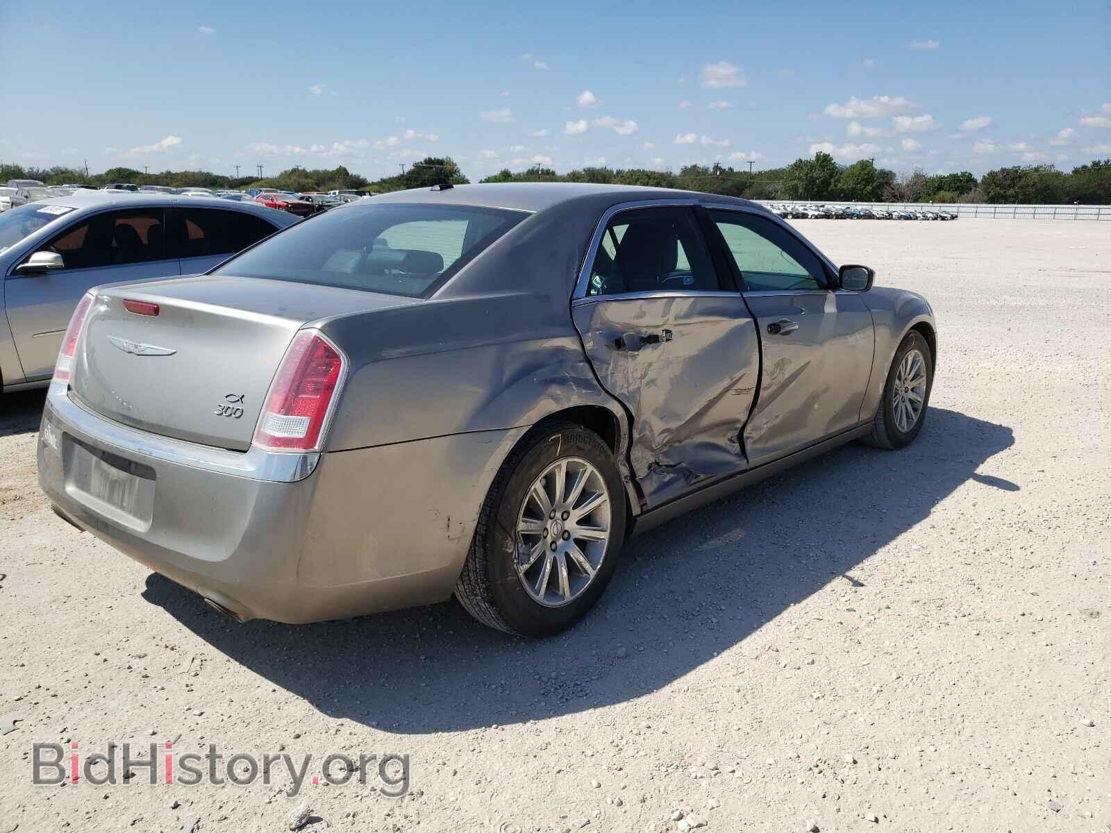 2014 CHRYSLER 300 - VIN: 2C3CCAAG4EH301786 - Фото 4