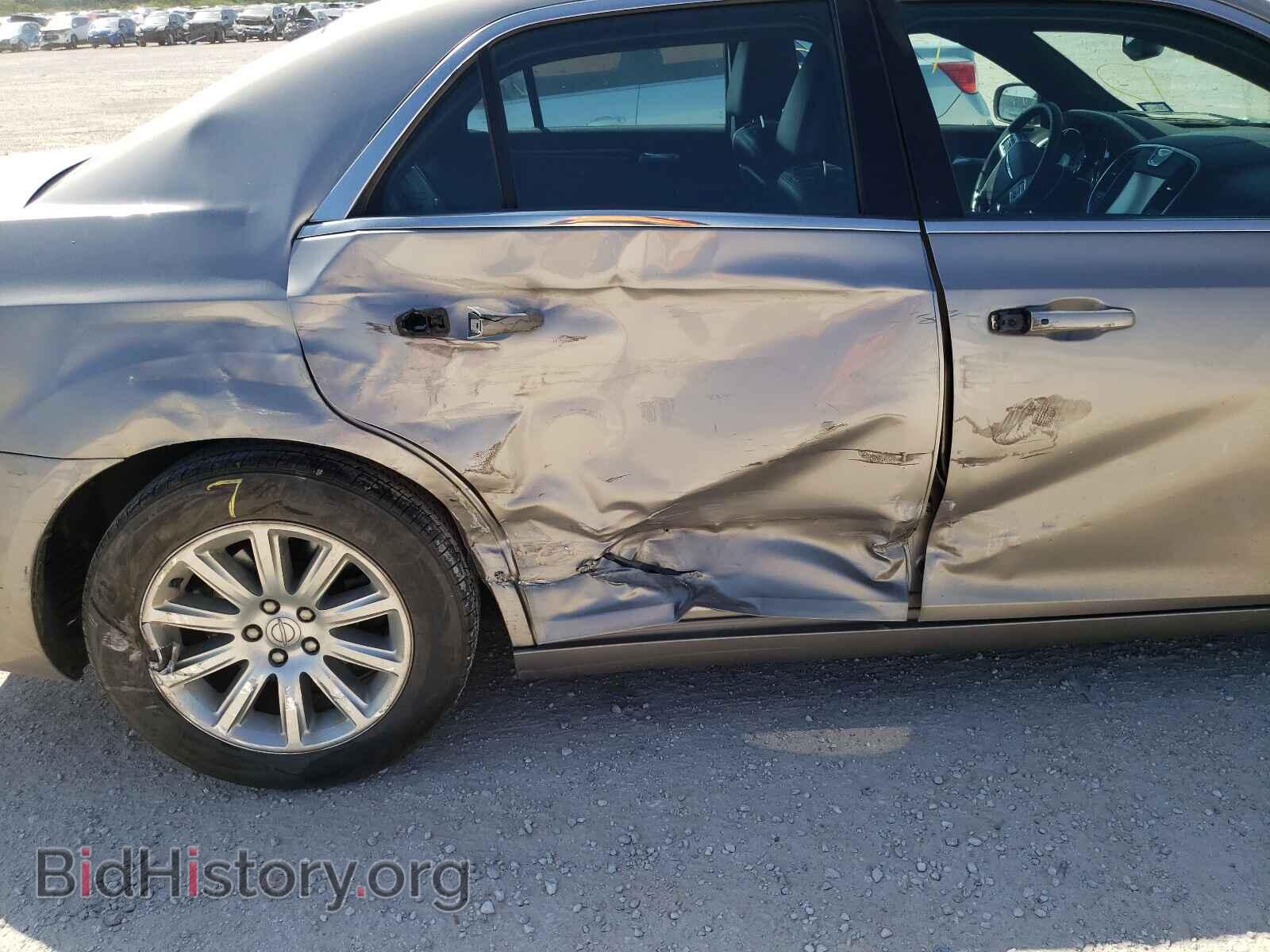2014 CHRYSLER 300 - VIN: 2C3CCAAG4EH301786 - Фото 9