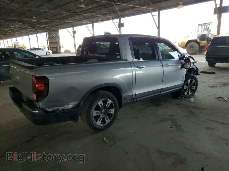 2017 Honda RIDGELINE (VIN 5FPYK2F6XHB011712) — photo 3 of 13