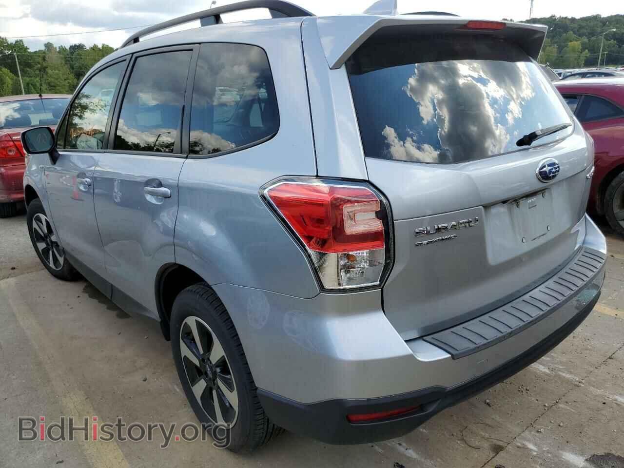 2018 SUBARU FORESTER - VIN: JF2SJAEC7JH470318 - Фото 3