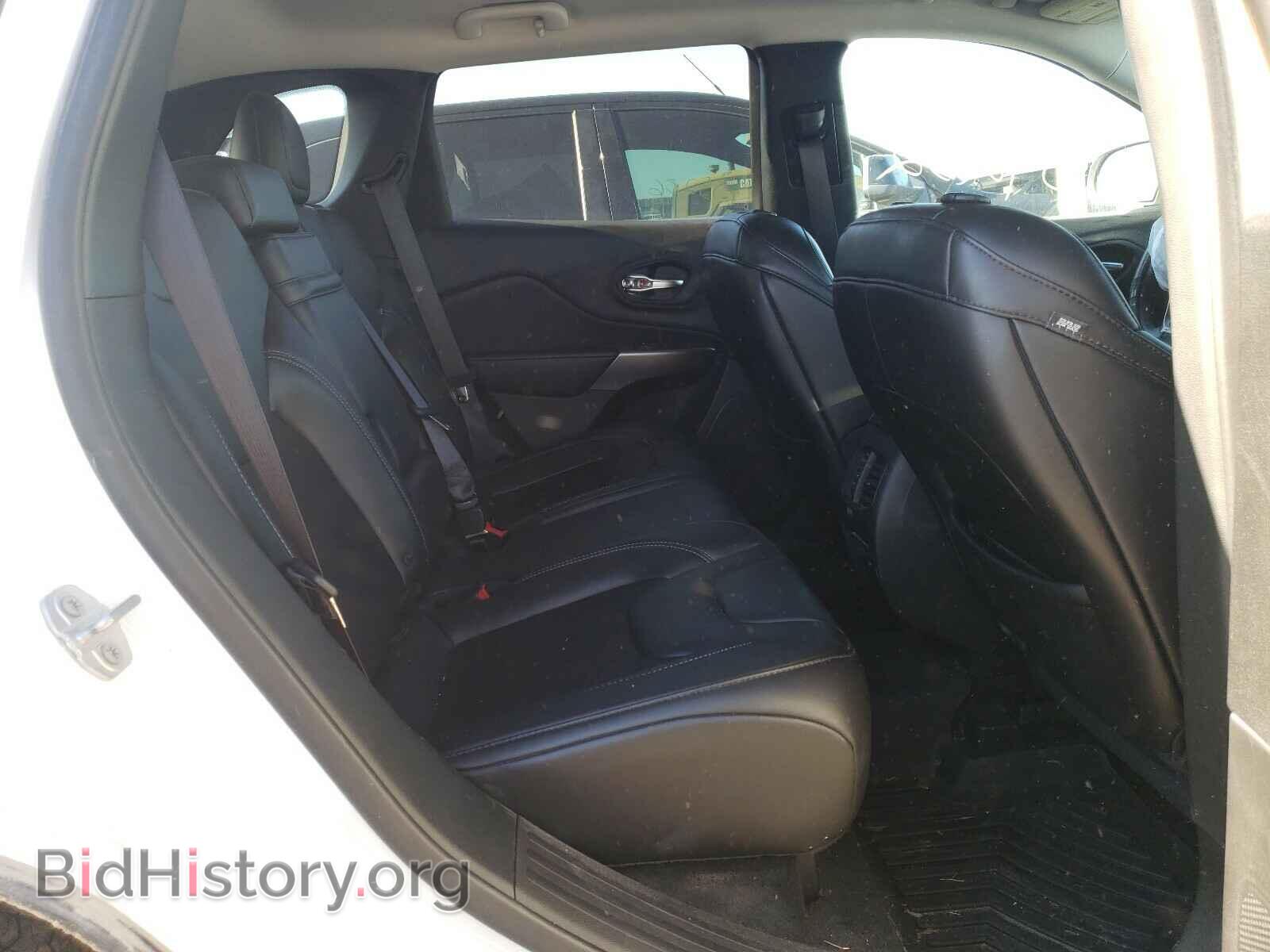 2019 JEEP CHEROKEE - VIN: 1C4PJLLB5KD307718 - Фото 6