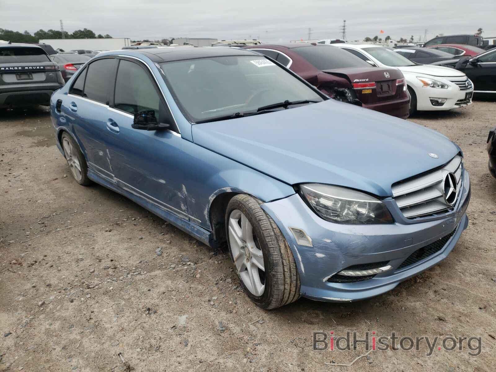 Photo WDDGF5EB1BR161708 - MERCEDES-BENZ C CLASS 2011