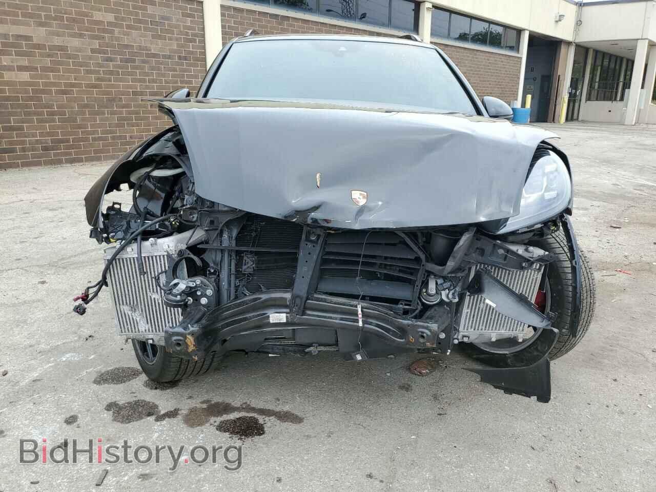 2017 PORSCHE CAYENNE - VIN: WP1AD2A29HLA83070 - Фото 5