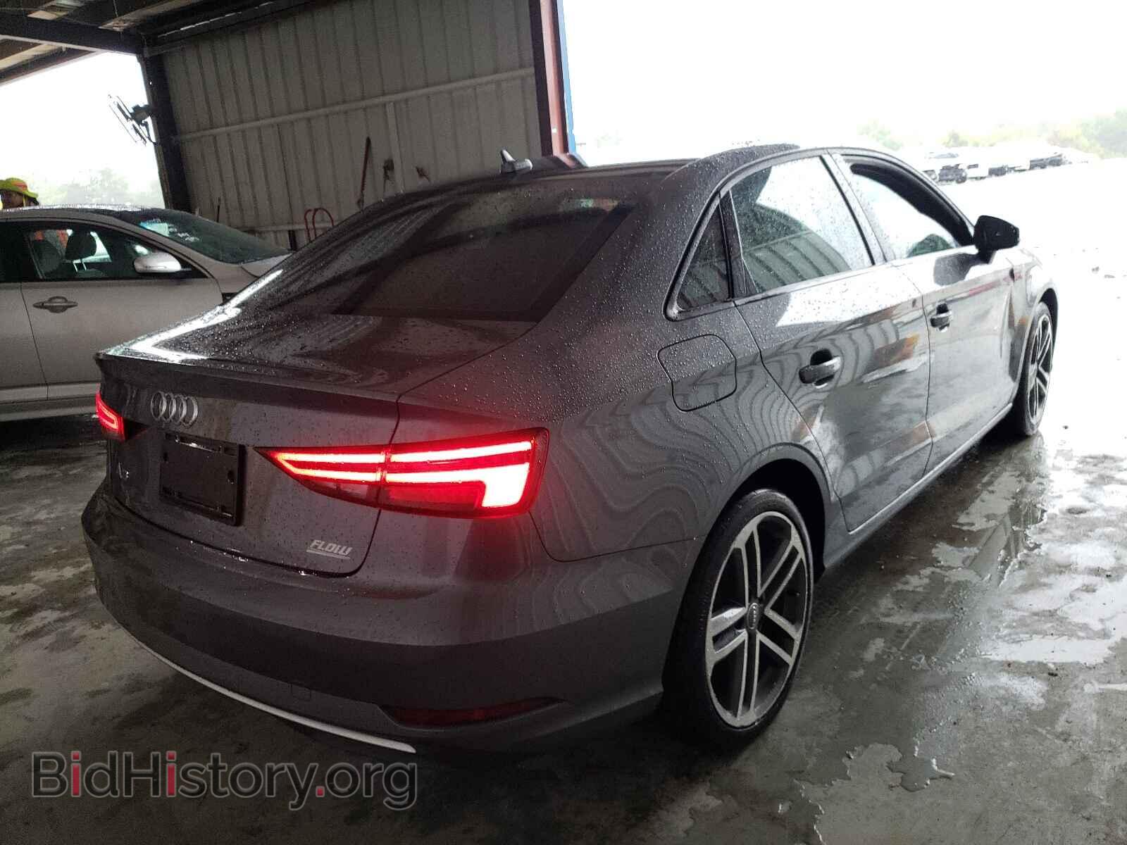 2018 AUDI A3 - VIN: WAUAUGFF2J1032227 - Фото 4
