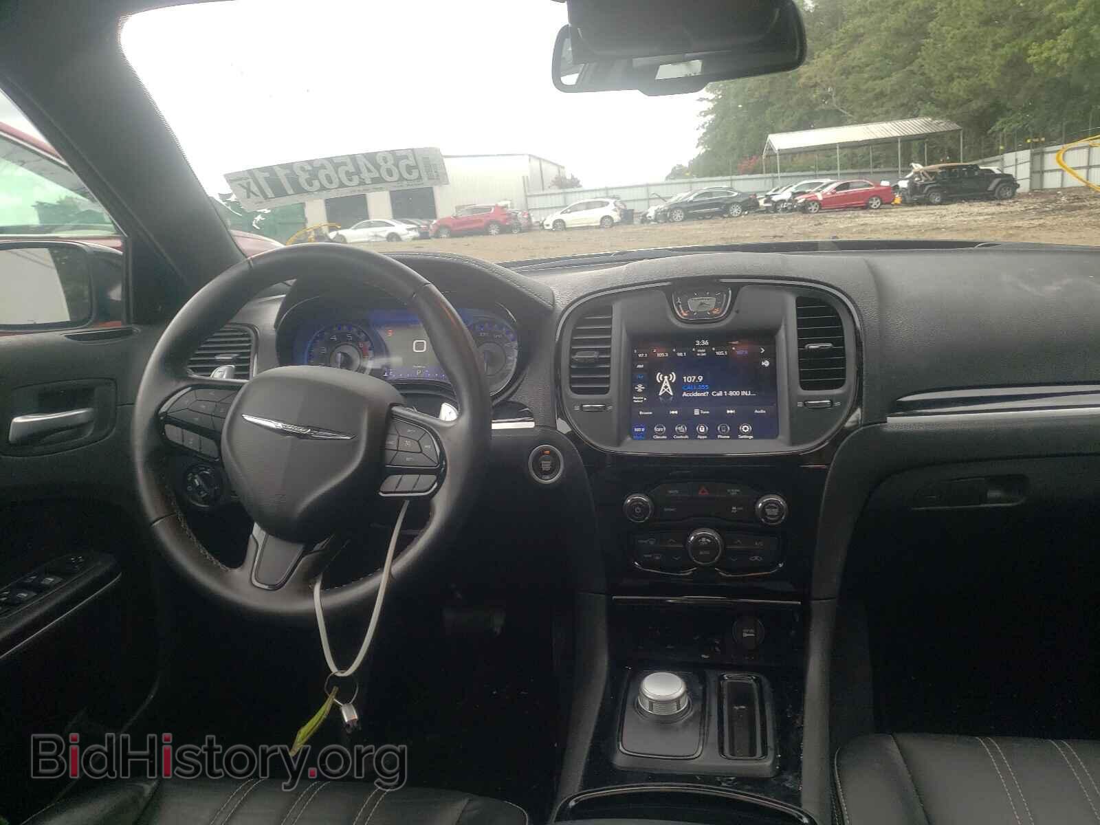 2020 CHRYSLER 300 - VIN: 2C3CCABT5LH180646 - Фото 9
