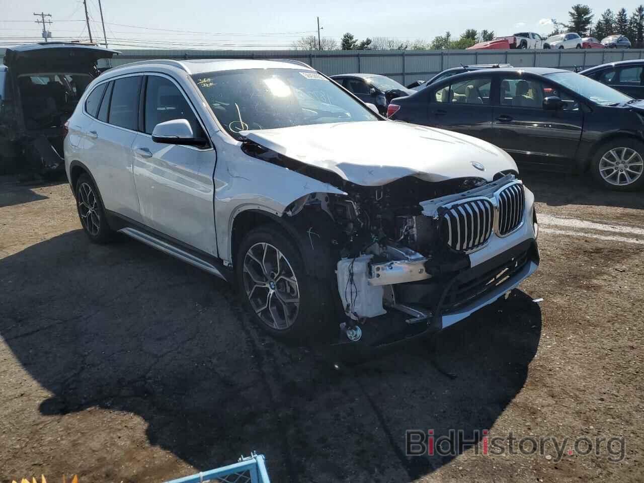 Фотография WBXJG9C08M5T43120 - BMW X1 2021