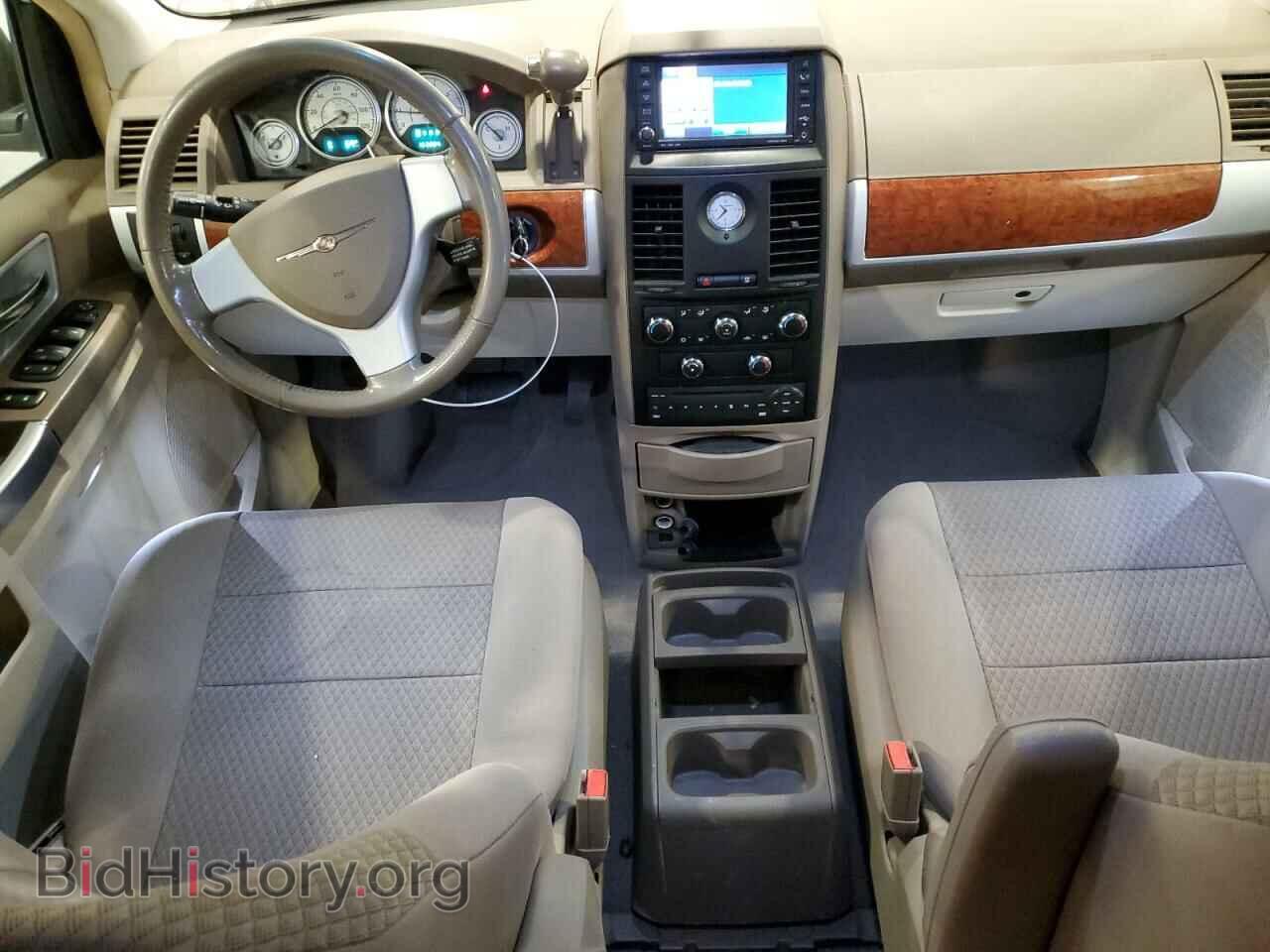 2008 CHRYSLER MINIVAN - VIN: 2A8HR54P38R100293 - Фото 8