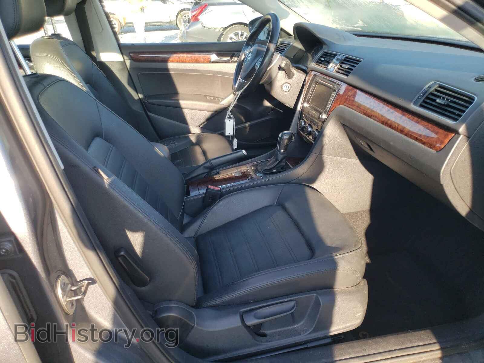 2012 VOLKSWAGEN PASSAT - VIN: 1VWCP7A33CC037814 - Photo 5