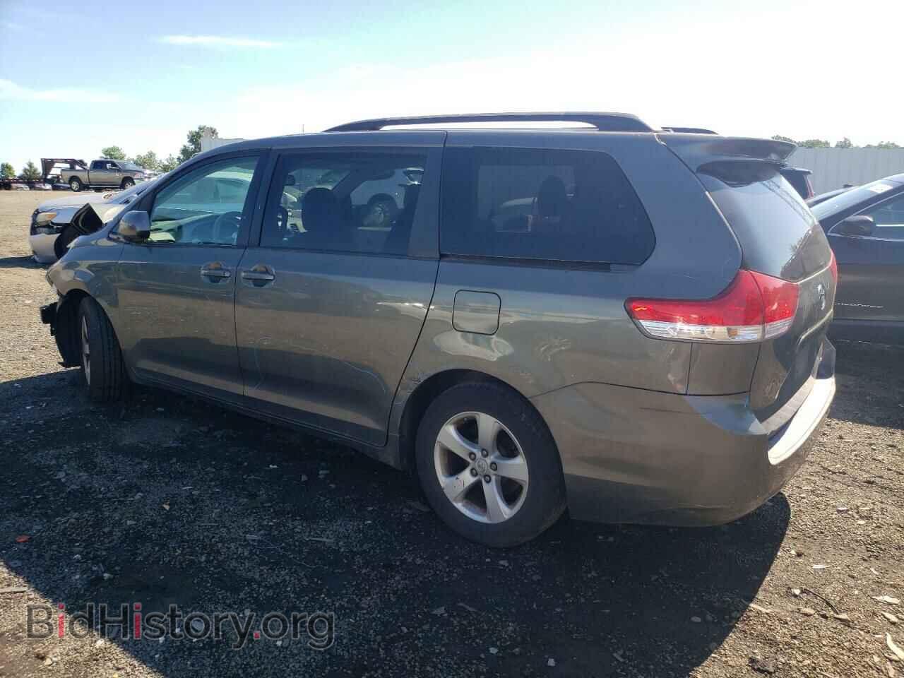 2012 TOYOTA All Models - VIN: 5TDKK3DC2CS215843 - Фото 2
