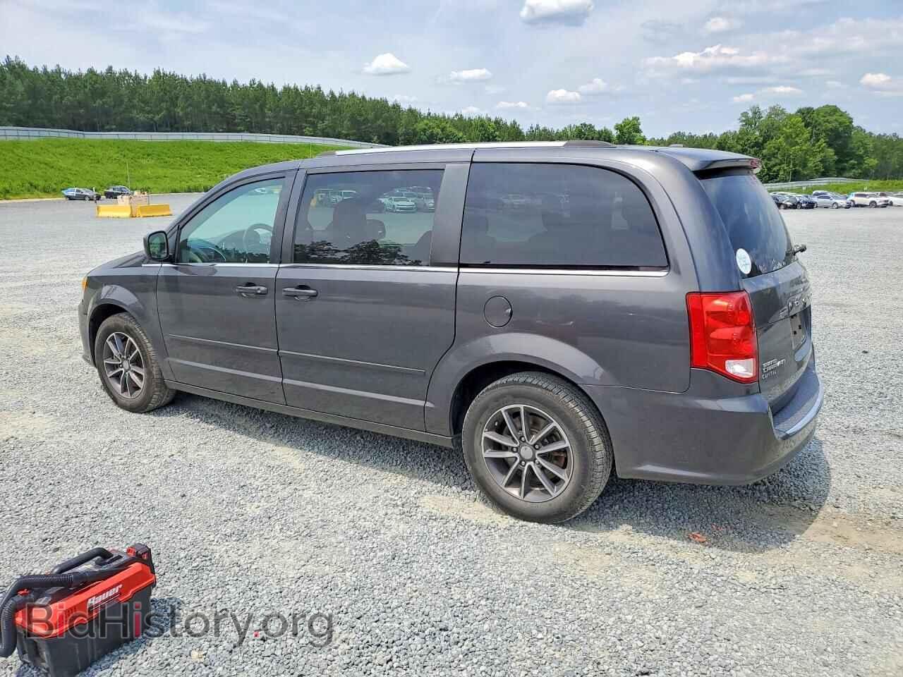 2017 DODGE CARAVAN - VIN: 2C4RDGCG9HR772589 - Photo 2