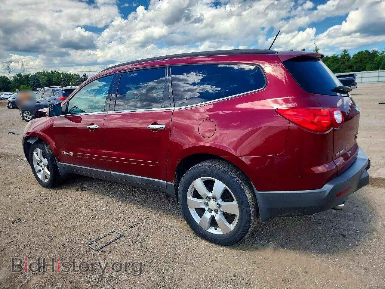 2009 CHEVROLET TRAVERSE - VIN: 1GNER23D69S178932 - Фото 2