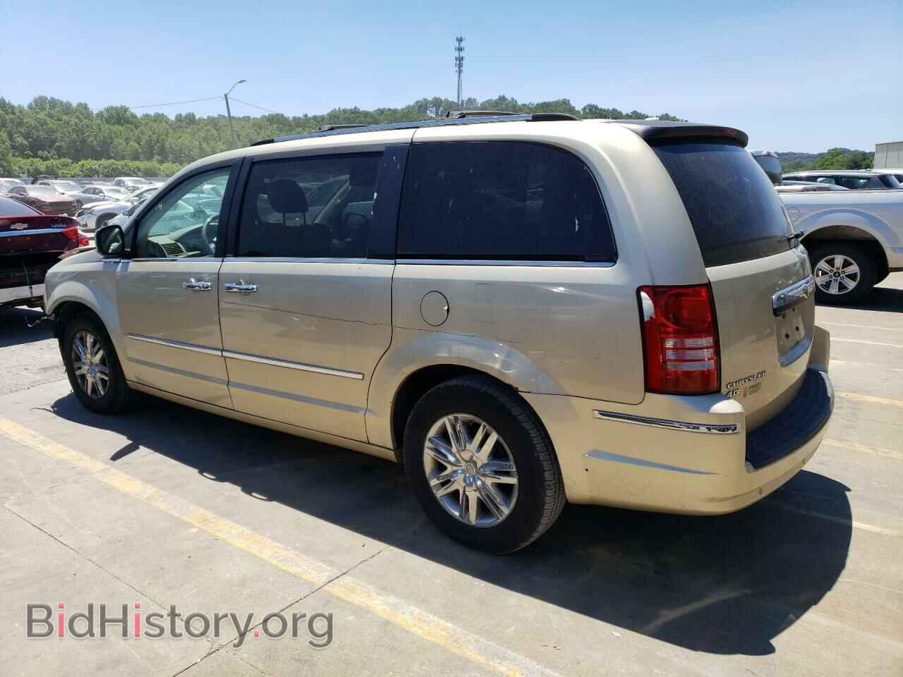 2010 CHRYSLER MINIVAN - VIN: 2A4RR6DX7AR254202 - Photo 2