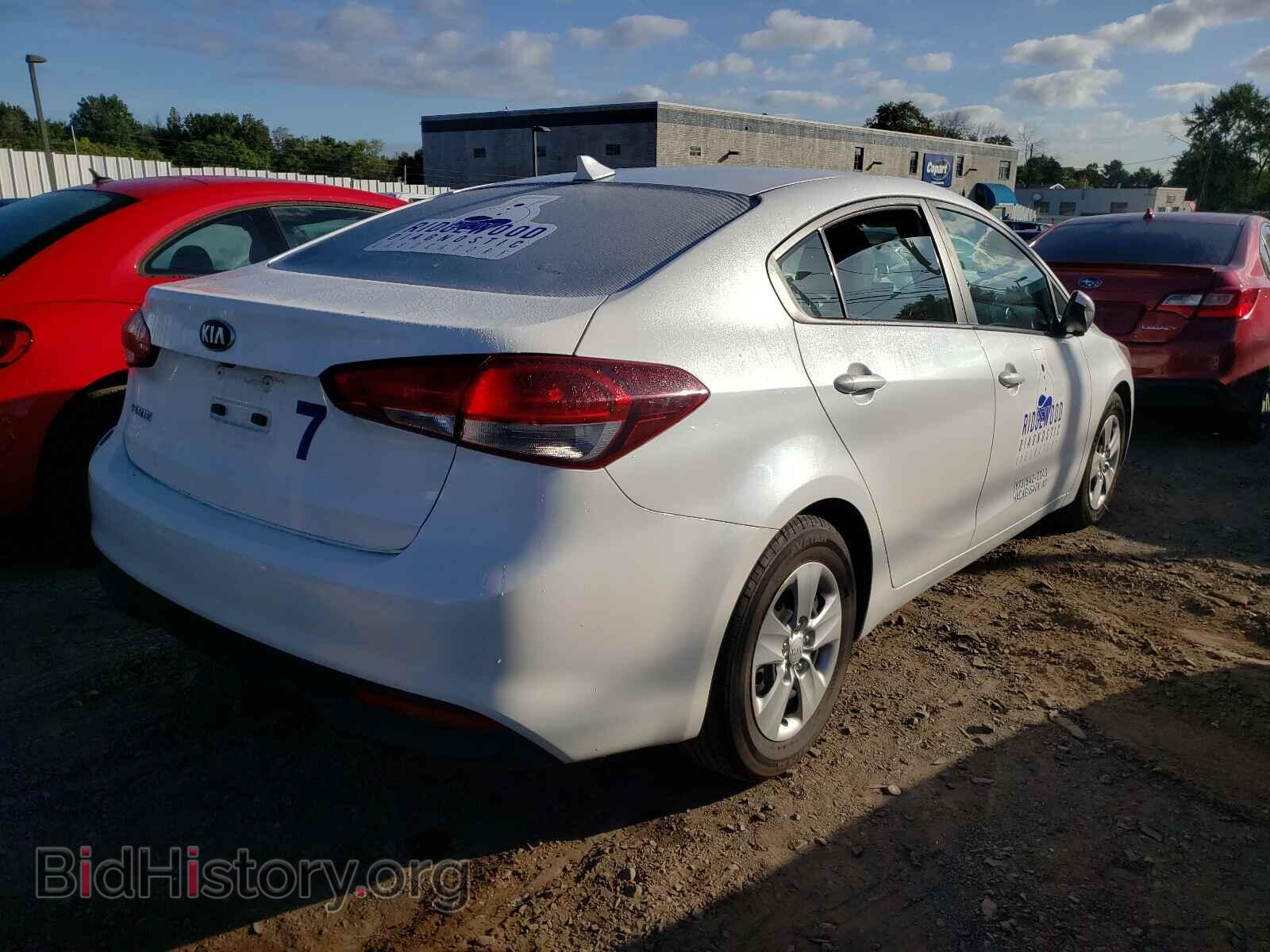 2017 KIA FORTE - VIN: 3KPFL4A70HE100588 - Фото 4