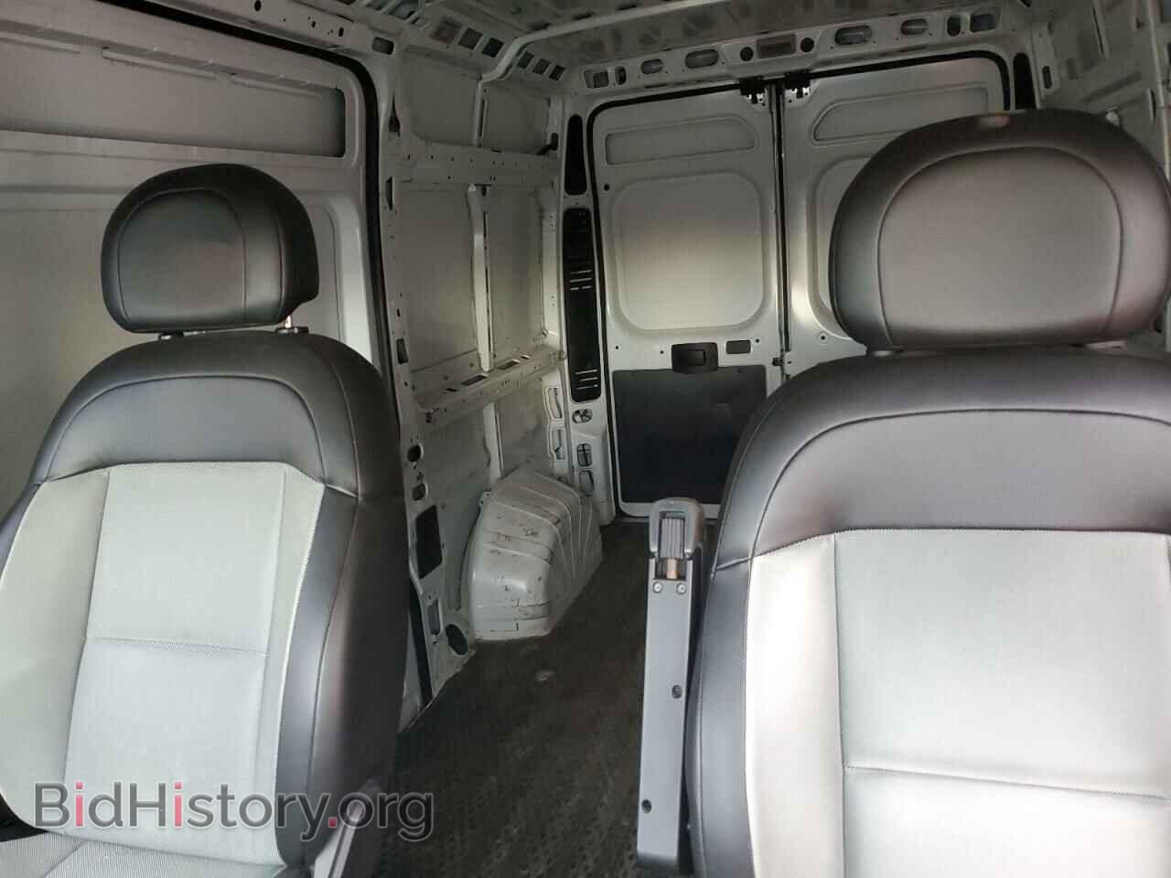 2014 RAM All Models - VIN: 3C6TRVBG4EE119704 - Фото 10