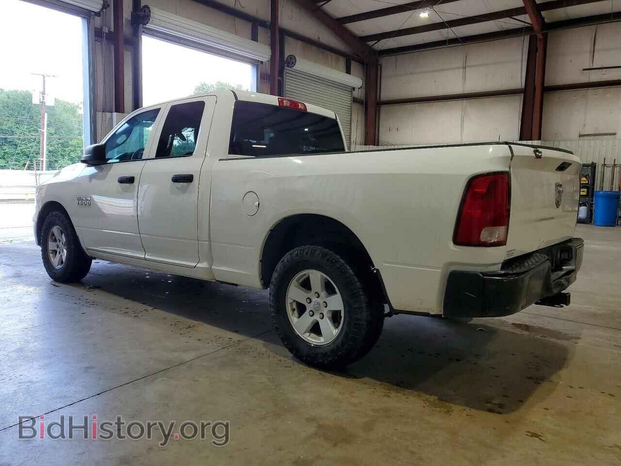 2018 RAM 1500 - VIN: 1C6RR6FG7JS210855 - Фото 2
