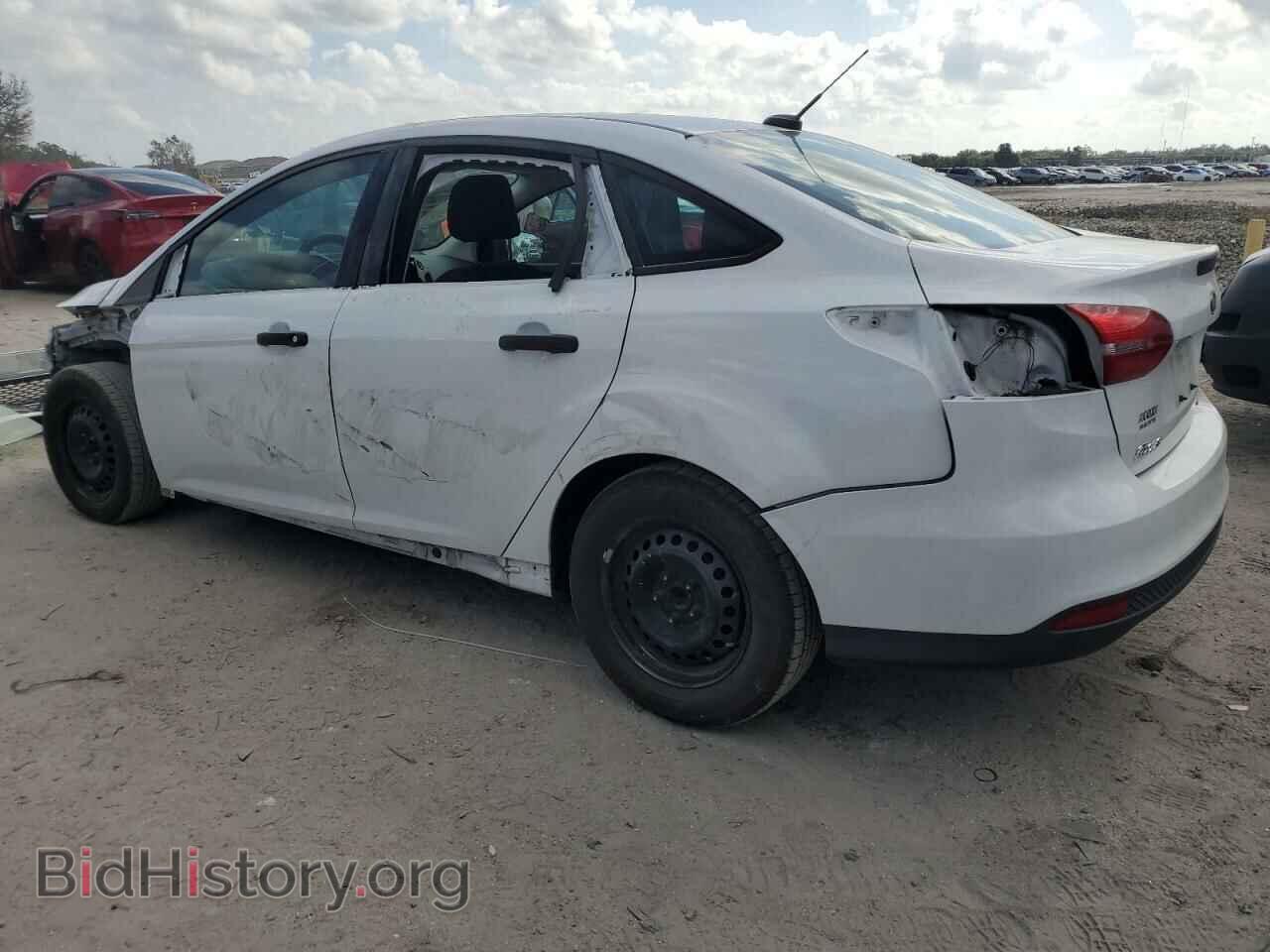 2016 FORD FOCUS - VIN: 1FADP3E24GL264488 - Фото 2