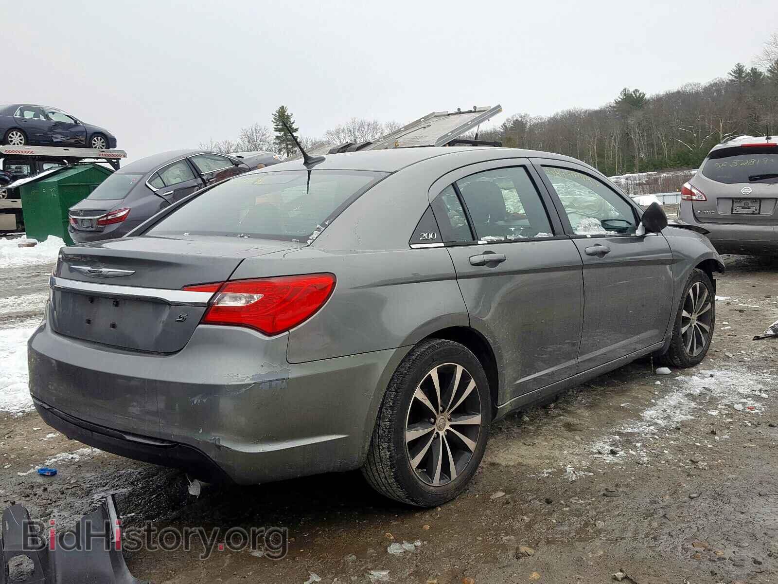 2013 CHRYSLER 200 - VIN: 1C3CCBCG0DN570795 - Фото 4