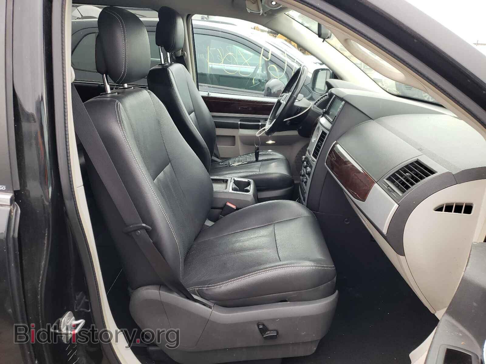 2010 CHRYSLER MINIVAN - VIN: 2A4RR8D15AR495604 - Фото 5