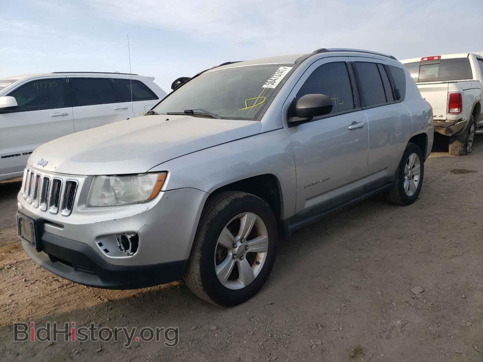 2011 JEEP COMPASS - VIN: 1J4NF1FB5BD210750 - Фото 2