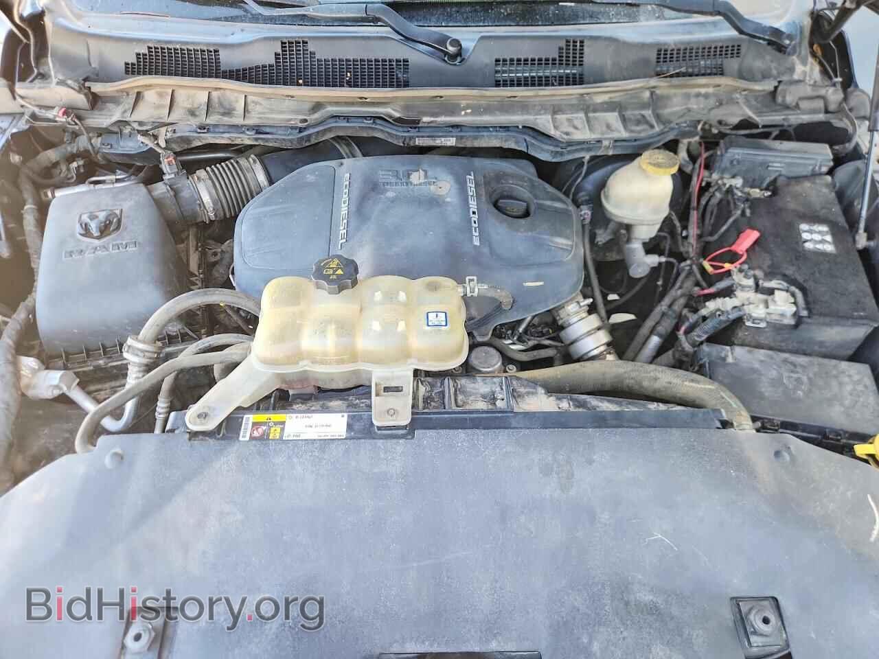 2017 RAM 1500 - VIN: 1C6RR7VM1HS748975 - Фото 11