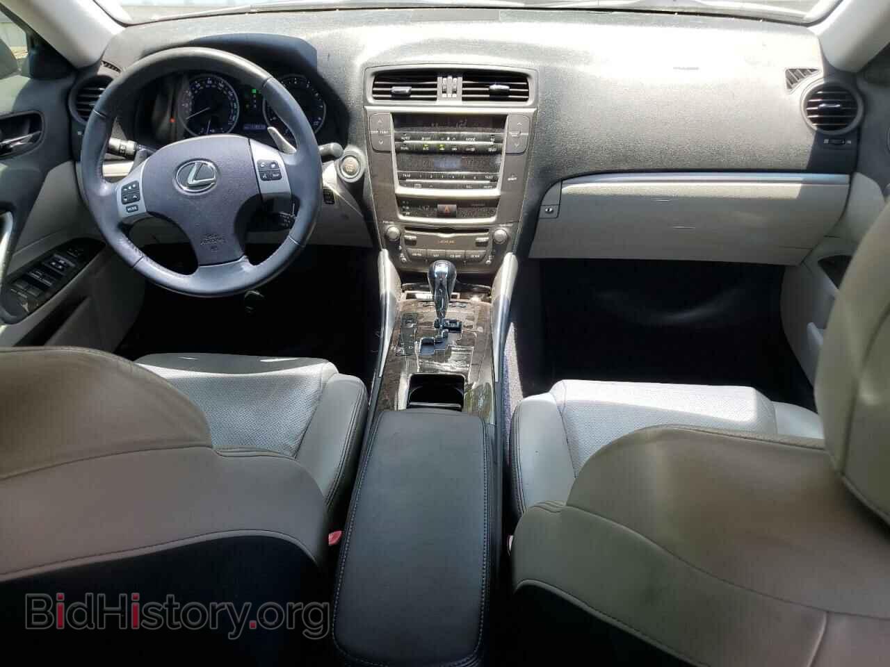 2011 LEXUS IS - VIN: JTHBF5C28B5145700 - Фото 8