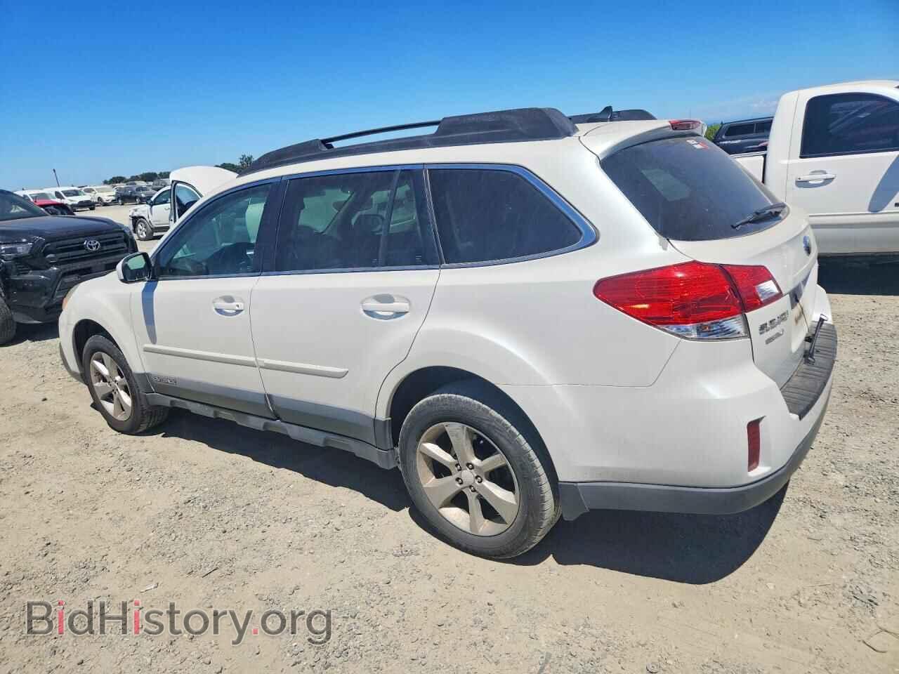 2014 SUBARU OUTBACK - VIN: 4S4BRBCC0E3299832 - Фото 2