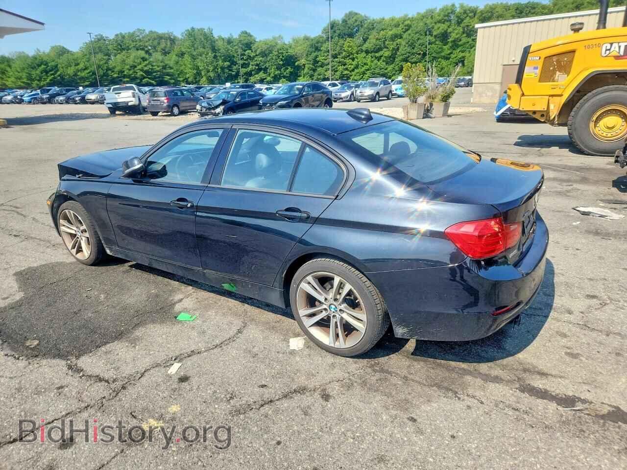 2013 BMW 3 SERIES - VIN: WBA3B5G52DNS04505 - Фото 2