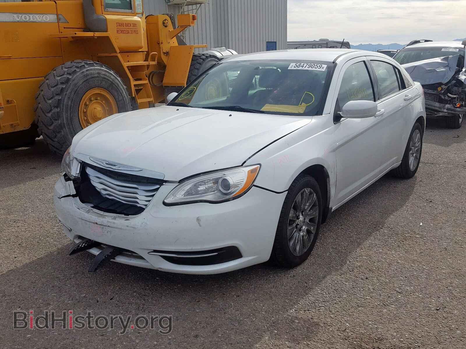 2013 CHRYSLER 200 - VIN: 1C3CCBAB9DN647171 - Photo 2