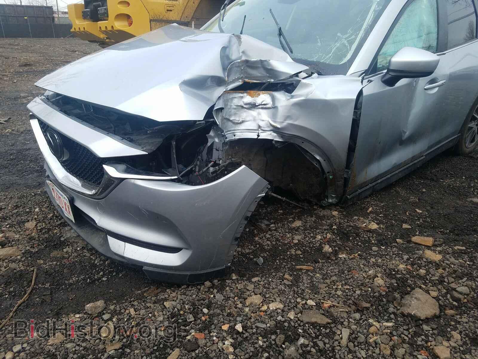 2018 MAZDA CX-5 - VIN: JM3KFBCM1J0446023 - Фото 9