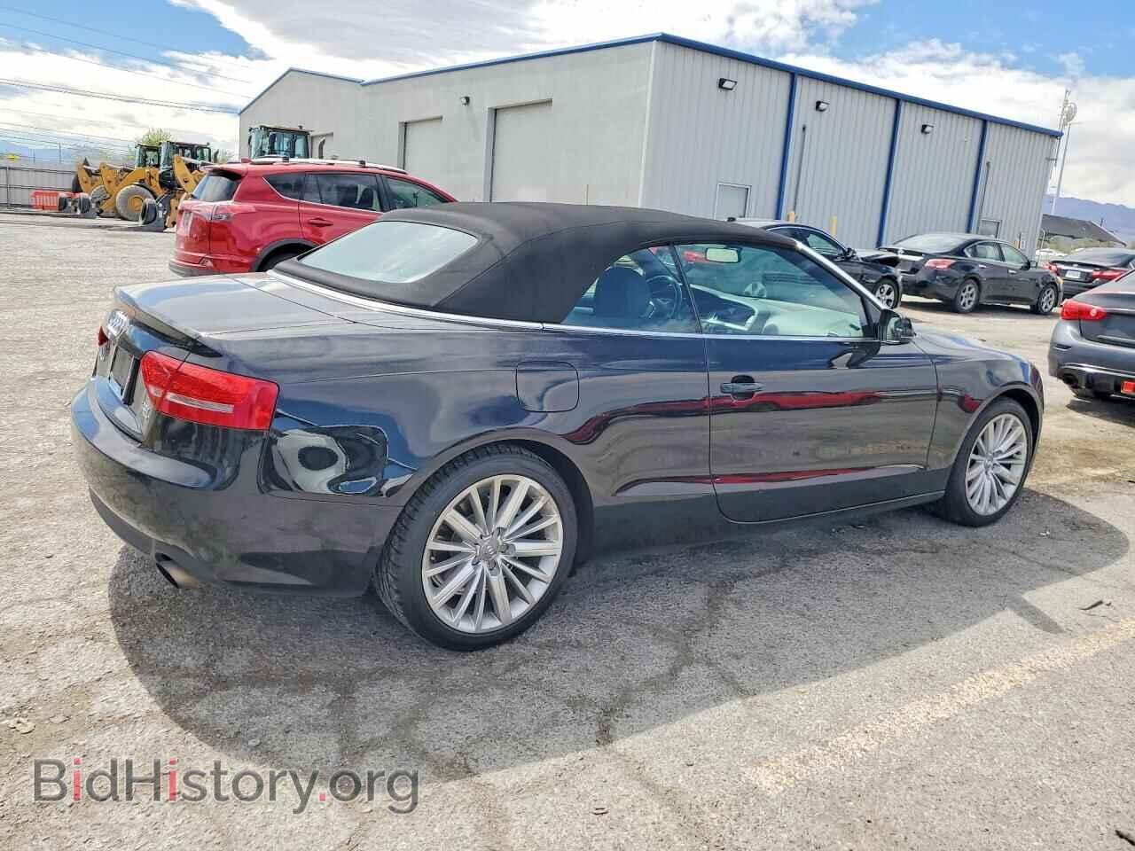 2010 AUDI A5 - VIN: WAULFAFH1AN013176 - Фото 3