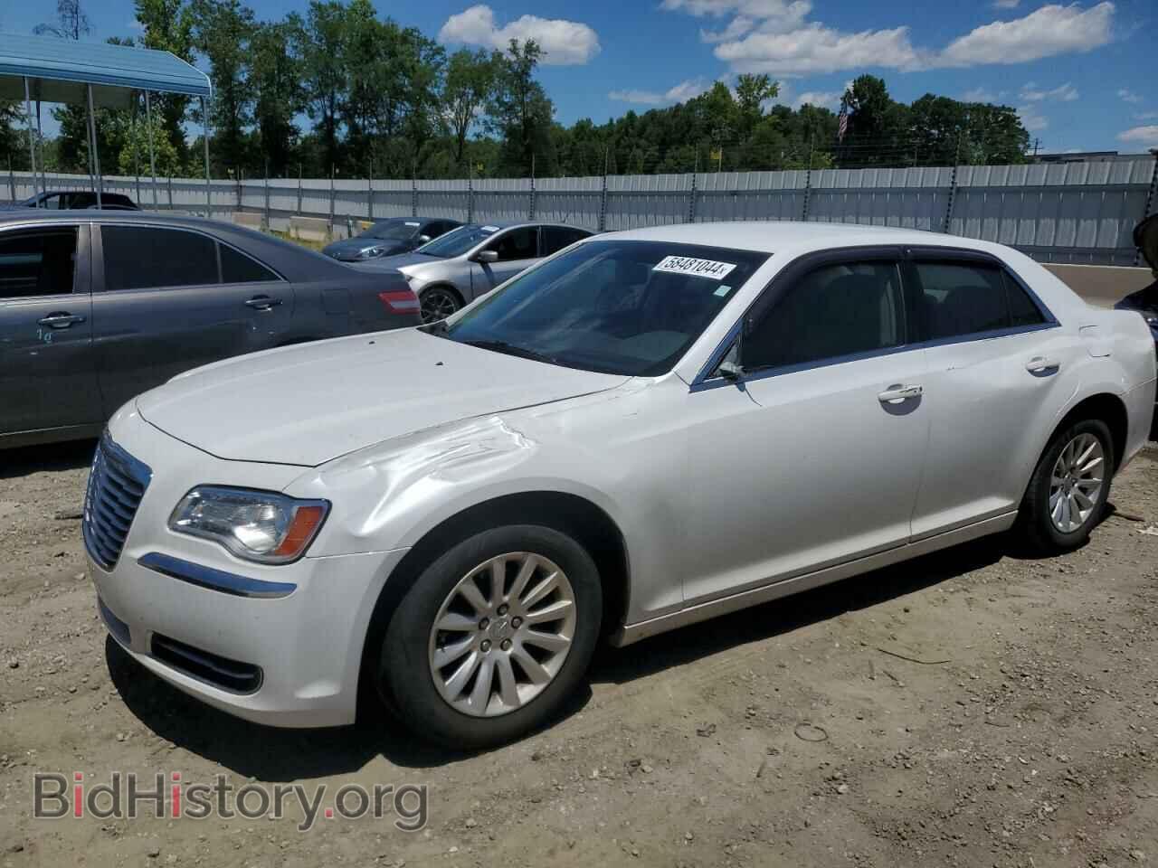 Фотография 2C3CCAAG1DH557835 - CHRYSLER 300 2013