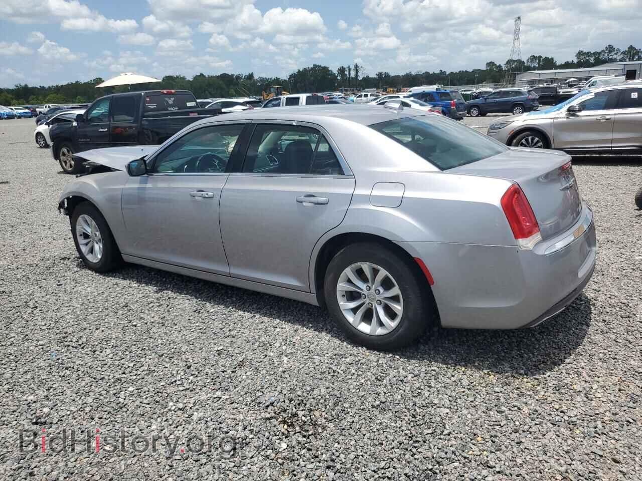 2015 CHRYSLER 300 - VIN: 2C3CCAAG6FH853596 - Фото 2