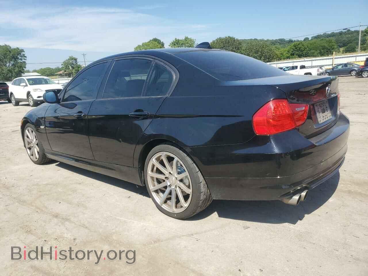 2009 BMW 3 SERIES - VIN: WBAPH73559E125743 - Фото 2